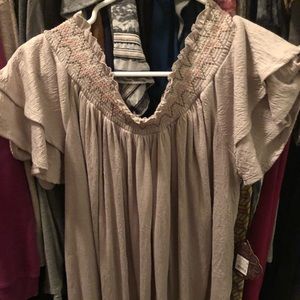 NWT L Knox Rose off the shoulder shirt
